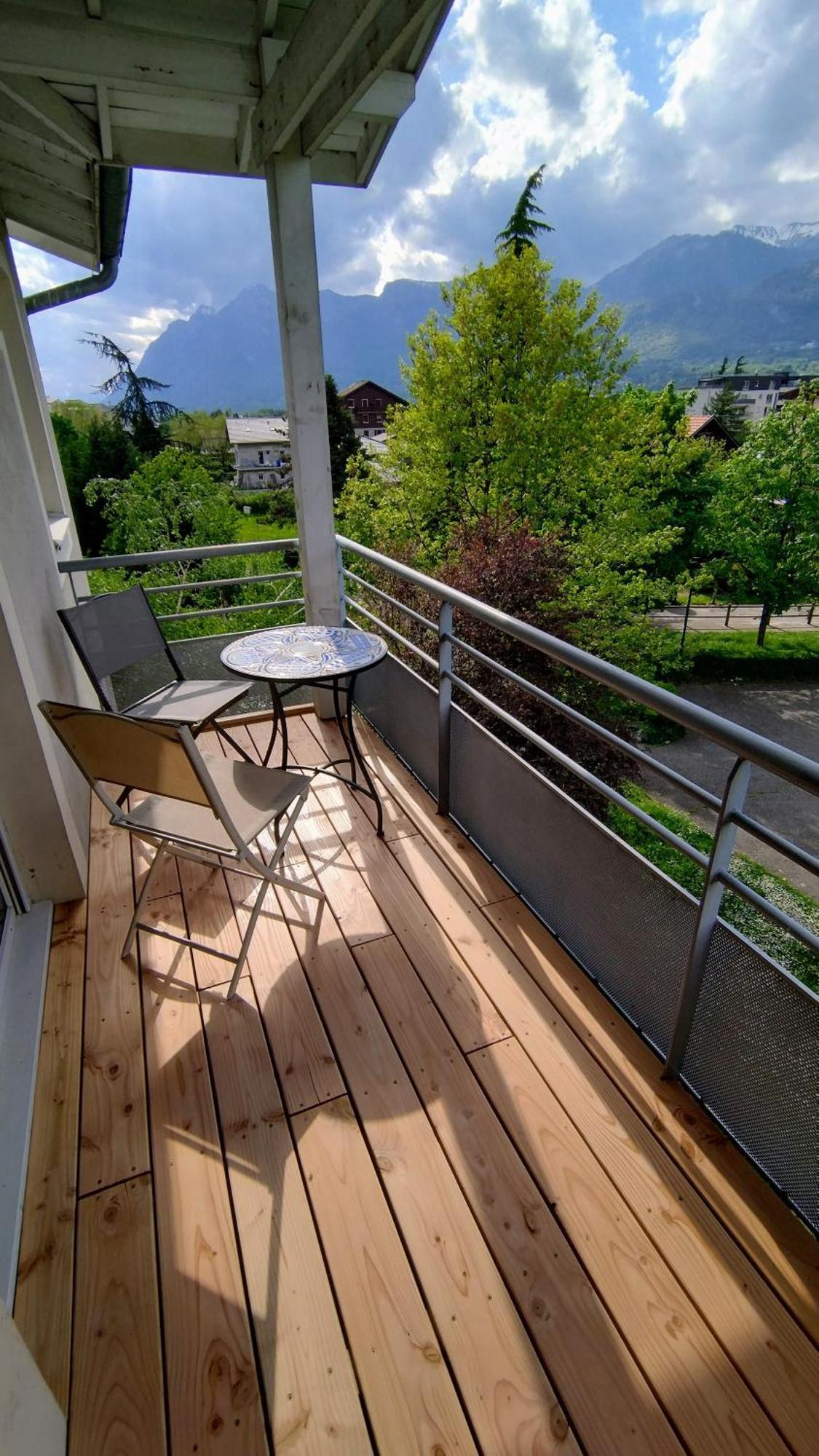 Les Cedres Bleus Apartment Albertville Bagian luar foto